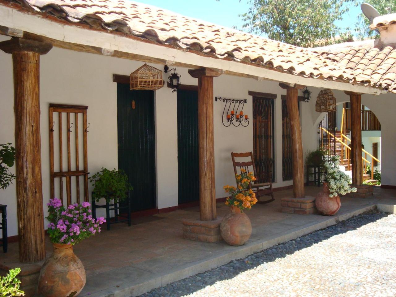 Hotel El Patio De Monterrey 와라스 외부 사진